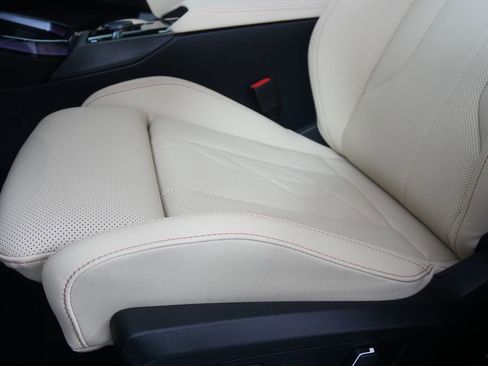 New 2026 BMW X3 xDrive30 w/ Premium Package image 9