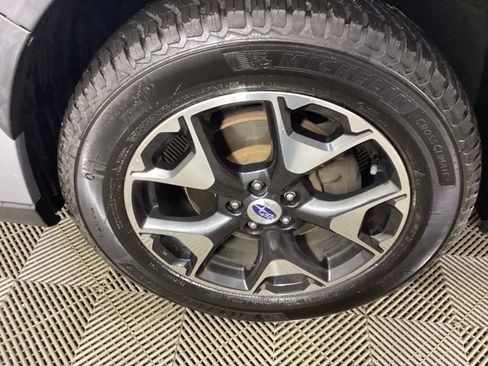 Used 2018 Subaru Crosstrek 2.0i Premium w/ Moonroof Package image 7