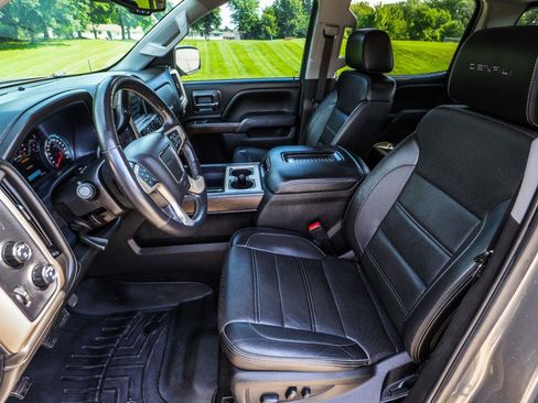 Used 2018 GMC Sierra 1500 Denali w/ Denali Ultimate Package AWD/4WD image 38