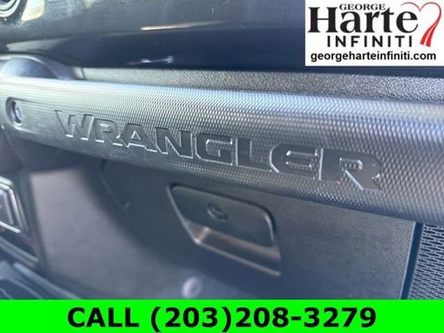 Used 2022 Jeep Wrangler Unlimited Sport image 18