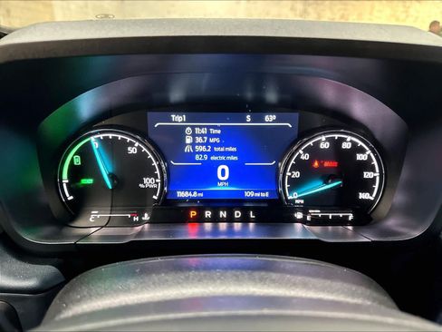 Used 2024 Ford Maverick Lariat FWD image 22