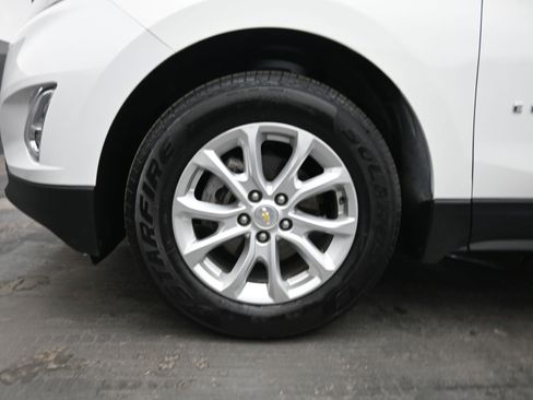 Used 2019 Chevrolet Equinox LT image 9