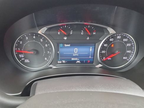 Used 2024 GMC Terrain SLE AWD/4WD image 14