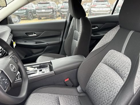 New 2026 Nissan Sentra SV w/ Floor Mat Package FWD image 5