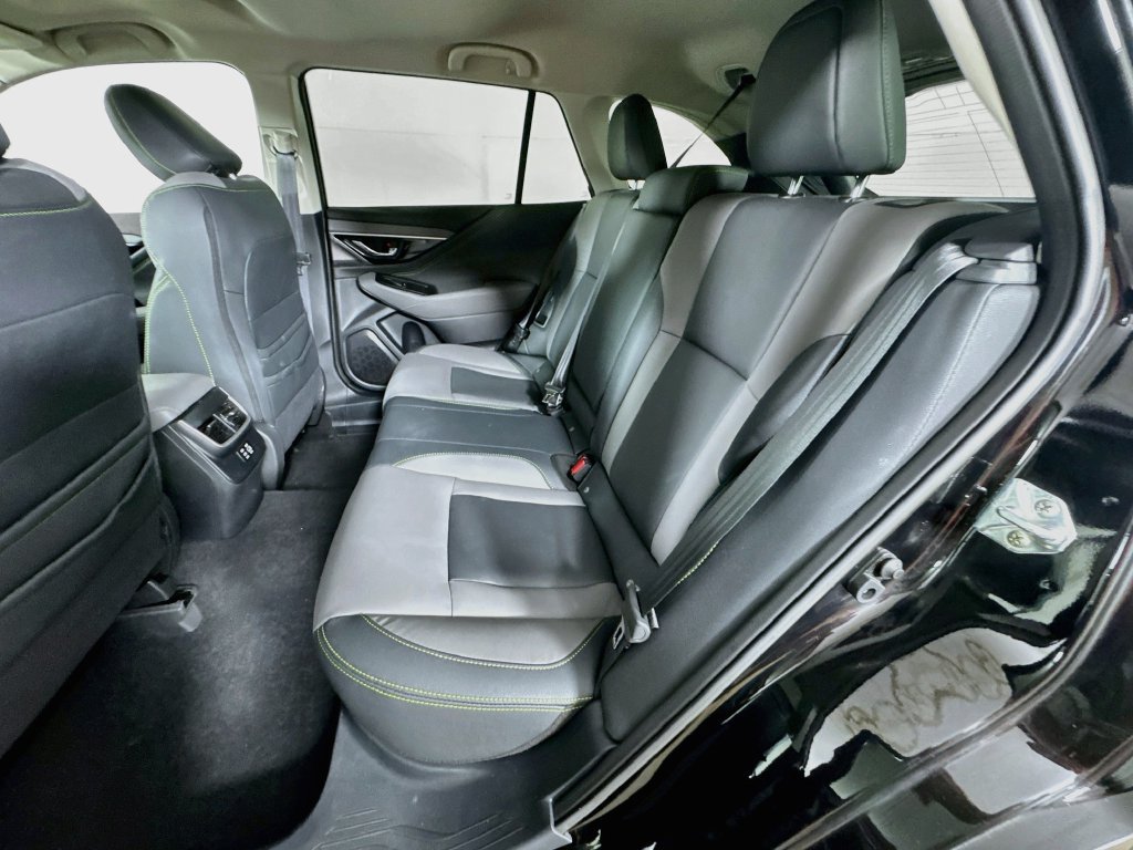 Used 2024 Subaru Outback Onyx Edition AWD/4WD image 30