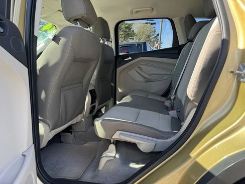 Used 2014 Ford Escape SE w/ Equipment Group 201A FWD image 25