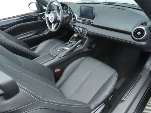 Used 2023 MAZDA MX-5 Miata Grand Touring image 25