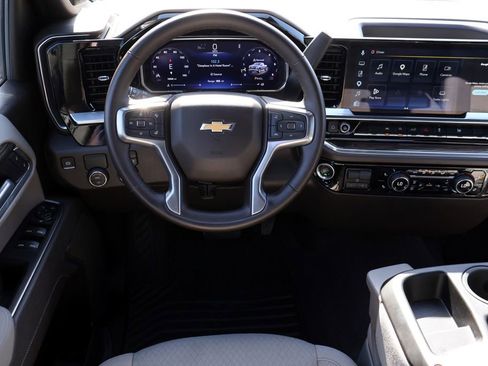 Used 2026 Chevrolet Silverado 1500 LT RWD image 4
