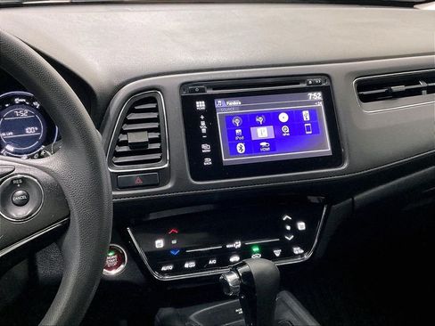 Used 2017 Honda HR-V EX image 18