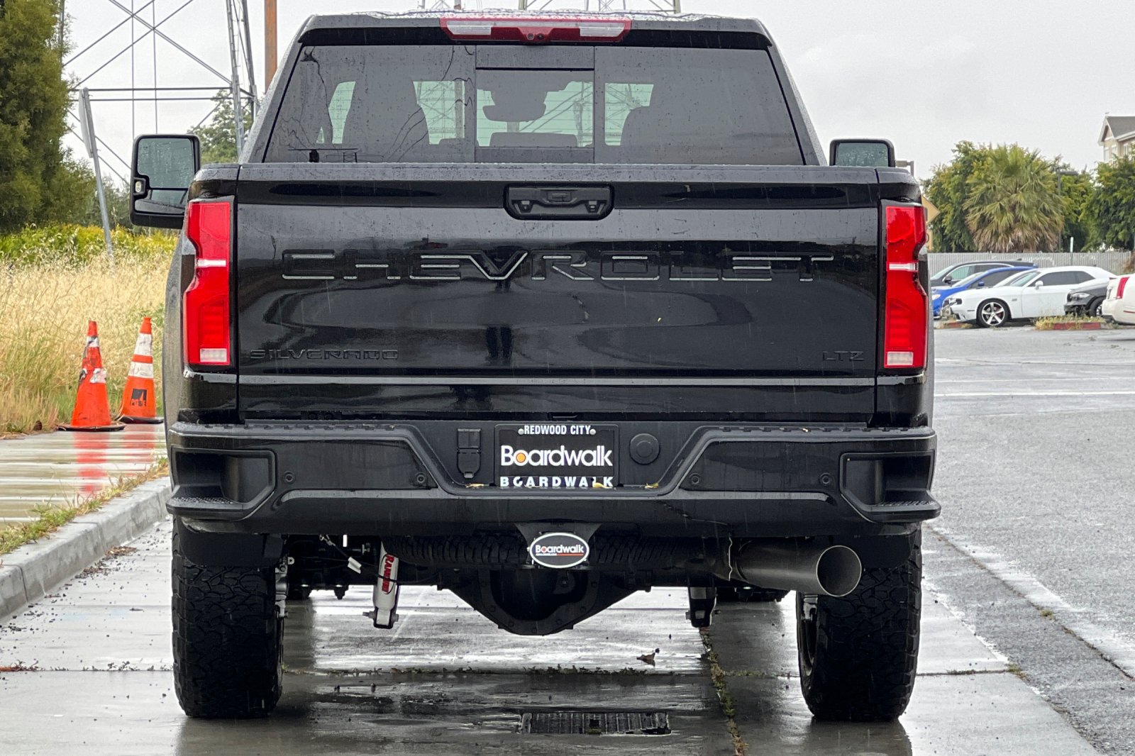 Used 2026 Chevrolet Silverado 2500 LTZ w/ LTZ Plus Package AWD/4WD image 5