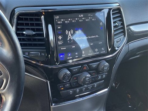 Used 2021 Jeep Grand Cherokee Trailhawk image 13