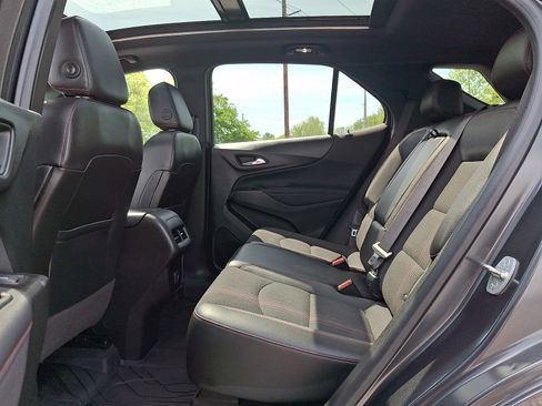 Used 2022 Chevrolet Equinox RS w/ LPO, Floor Liner Package AWD/4WD image 10