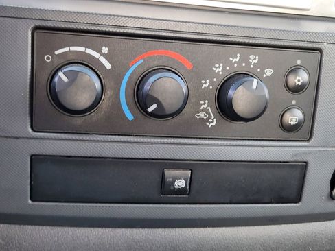 Used 2007 Dodge Ram 2500 Truck SLT w/ Trailer Tow Group image 17