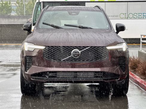 New 2026 Volvo XC90 T8 Ultra w/ Lounge Package AWD/4WD image 10