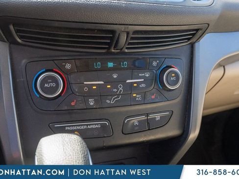 Used 2019 Ford Escape SE FWD image 8