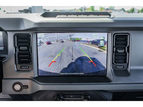 Used 2024 Ford Bronco Everglades image 15