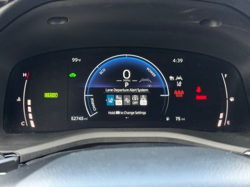 Used 2025 Toyota Camry SE FWD image 51
