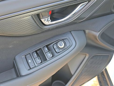 Certified 2025 Subaru Outback Premium image 18