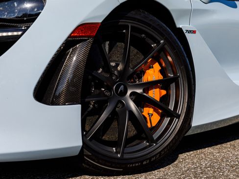 Used 2020 McLaren 720S Performance image 37