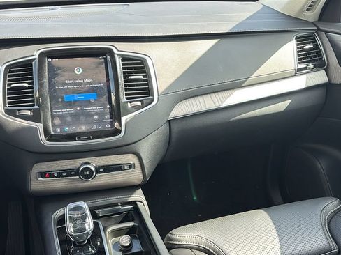Certified 2024 Volvo XC90 B6 Ultimate AWD/4WD image 8