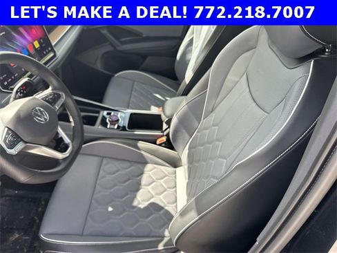 Certified 2026 Volkswagen Tiguan SEL R-Line image 17