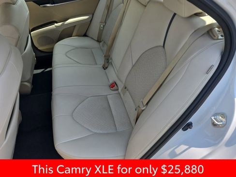 Used 2024 Toyota Camry XLE image 19