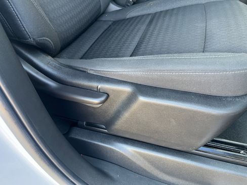 Used 2022 Chevrolet Silverado 1500 RST w/ Z71 Off-Road Package image 32