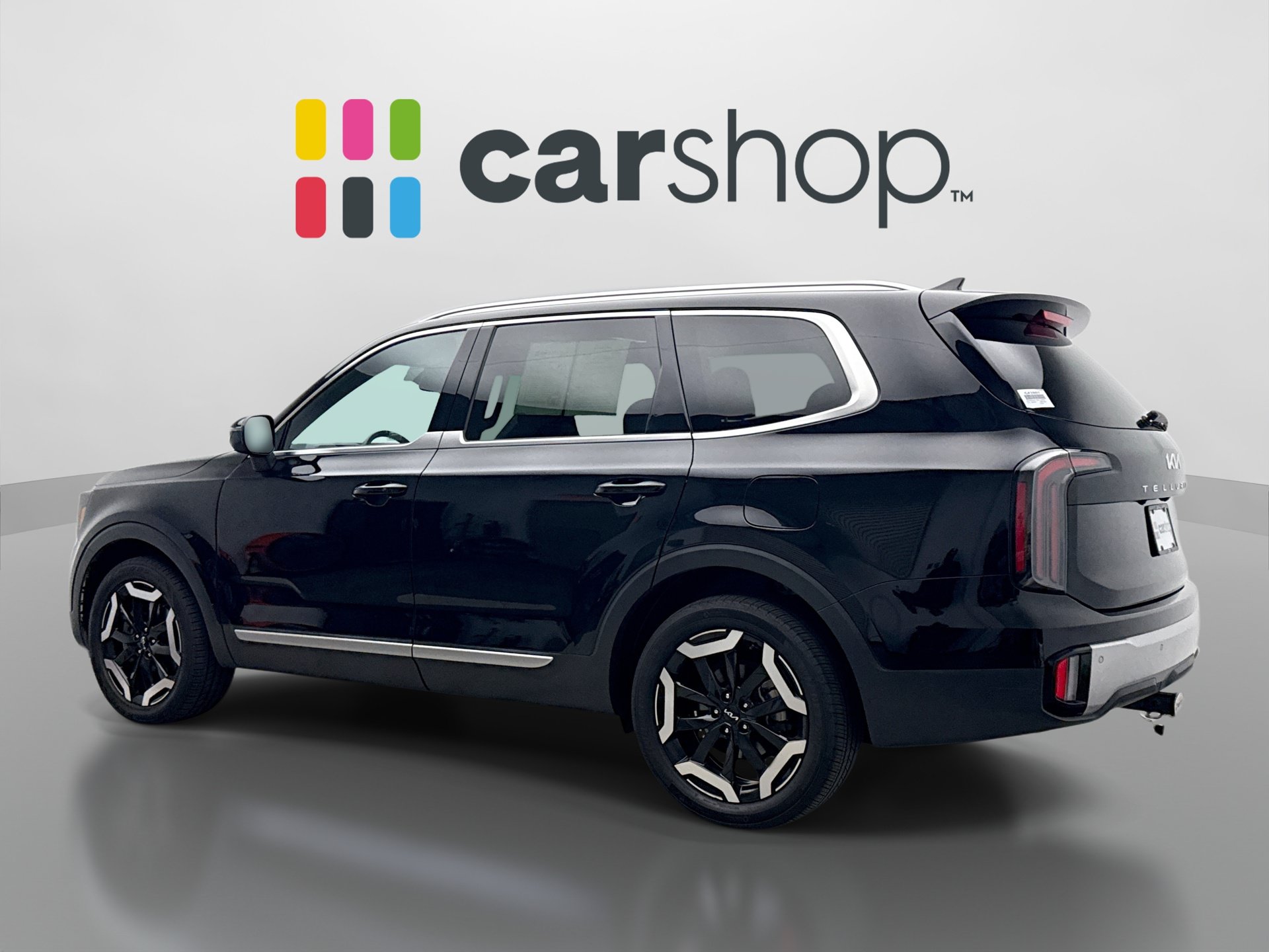 Used 2024 Kia Telluride EX w/ EX Captain's Chair Package AWD/4WD image 3