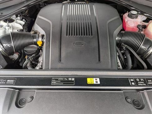 Used 2025 Land Rover Range Rover Autobiography AWD/4WD image 24
