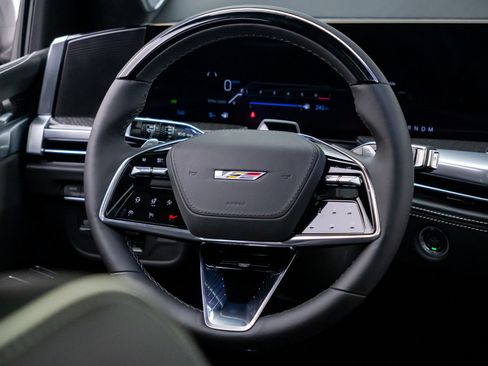 New 2026 Cadillac Escalade V w/ LPO, ONYX Package AWD/4WD image 11