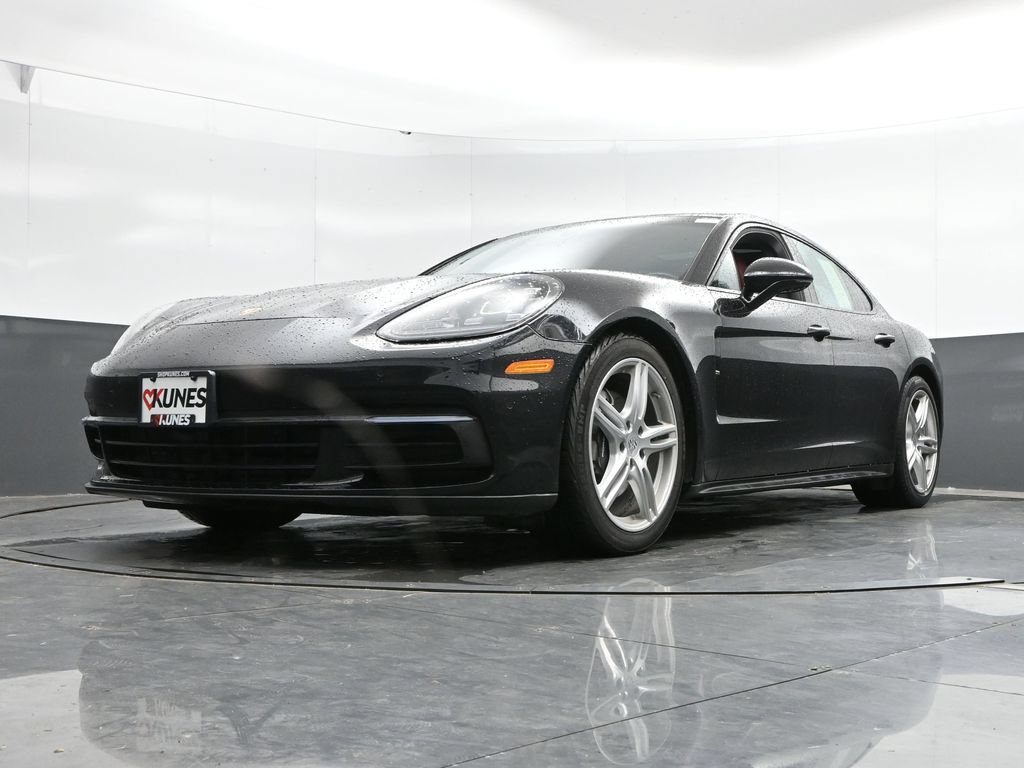 Used 2019 Porsche Panamera image 48