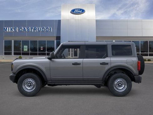 New 2026 Ford Bronco 4-Door AWD/4WD image 3