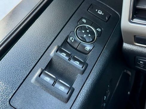 Used 2019 Ford F250 Lariat w/ Chrome Package AWD/4WD image 27