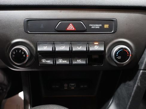 Used 2018 Kia Sportage LX image 28