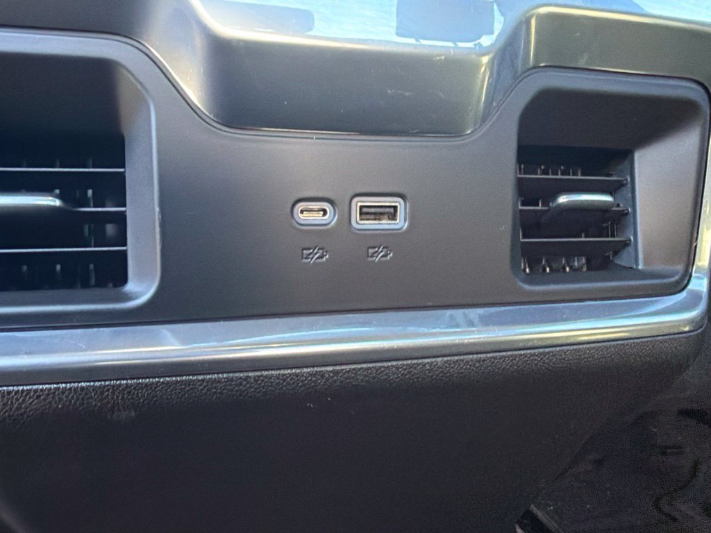 Used 2022 GMC Sierra 1500 Elevation AWD/4WD image 13