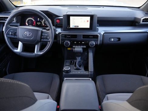 Used 2025 Toyota 4Runner TRD Off-Road image 2