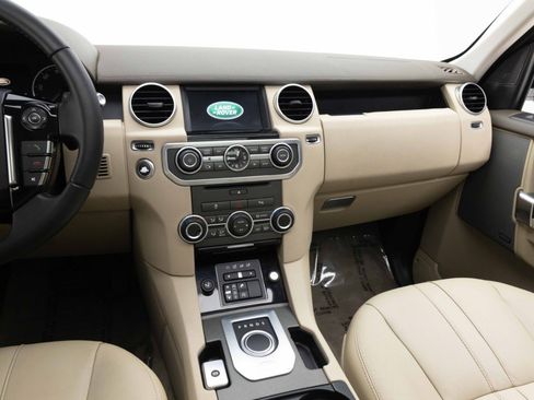 Used 2016 Land Rover LR4 HSE AWD/4WD image 14