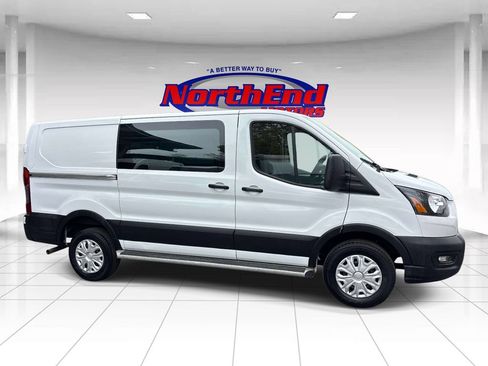 Used 2024 Ford Transit 250 Low Roof w/ Exterior Upgrade Package RWD image 2