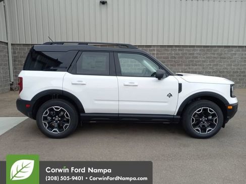 New 2025 Ford Bronco Sport Outer Banks w/ Outer Banks Tech Package+ image 2