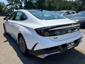 New 2025 Hyundai Sonata Limited video 3