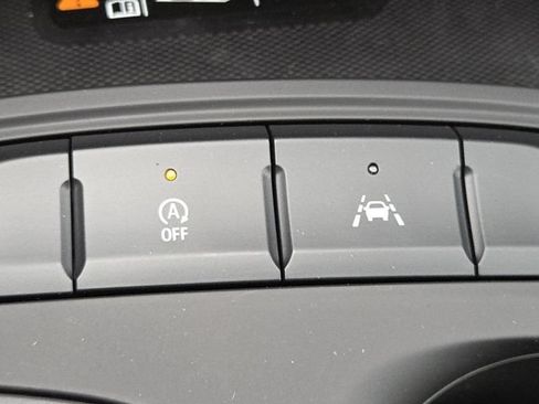 New 2026 Buick Envista Preferred w/ Convenience I Package FWD image 9
