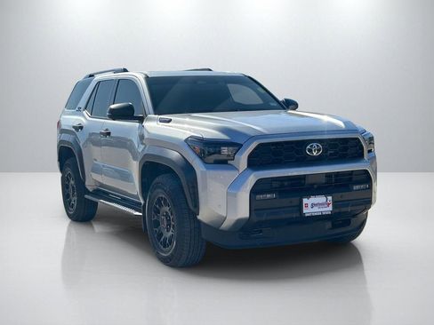 Used 2025 Toyota 4Runner TRD Off-Road Premium AWD/4WD image 3