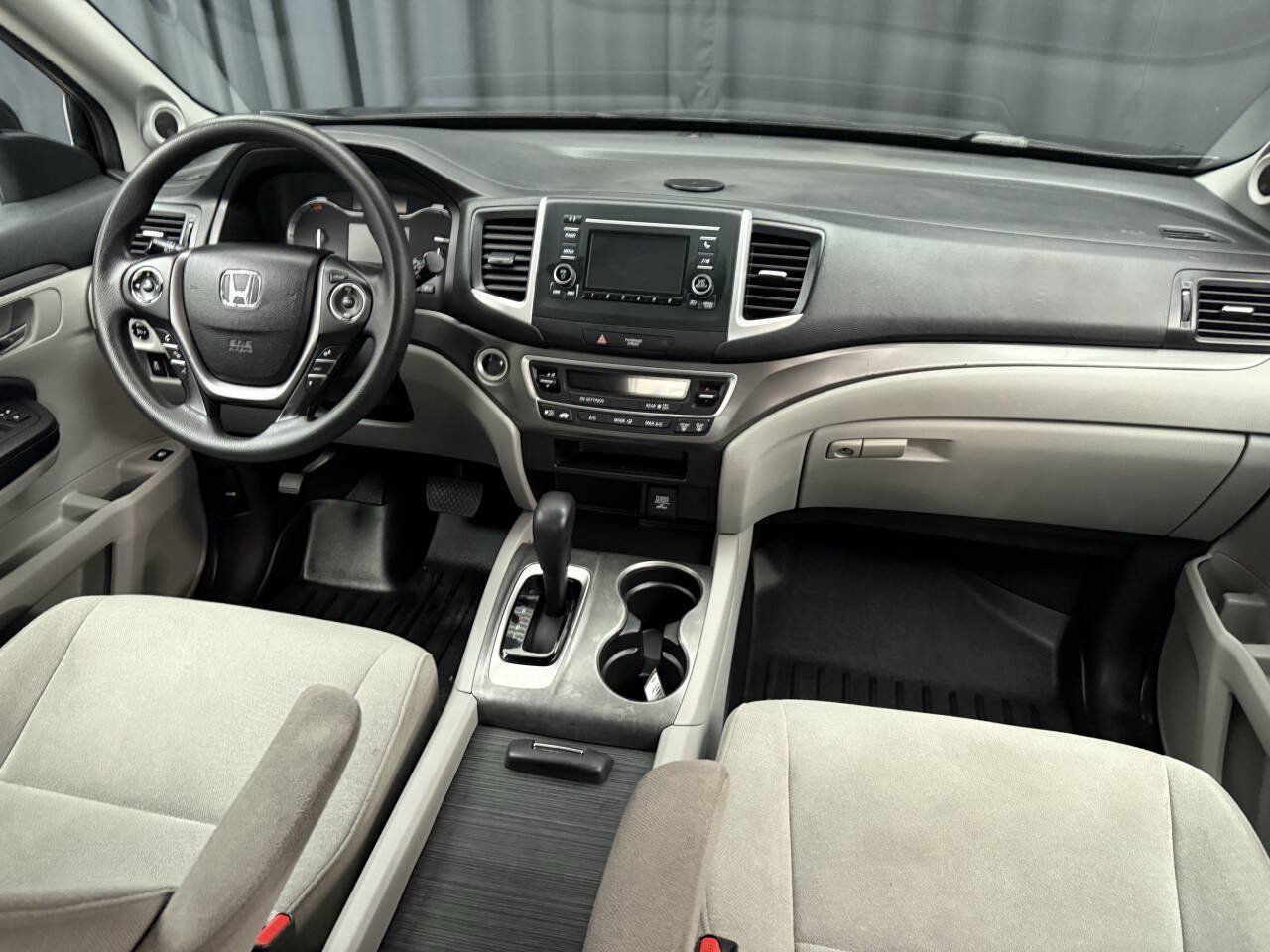 Used 2017 Honda Pilot LX image 24