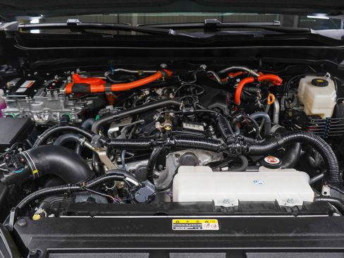 Used 2024 Toyota Tacoma TRD Off-Road AWD/4WD image 33