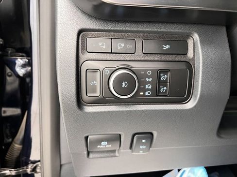 Used 2024 Ford F250 Lariat w/ Chrome Package image 17