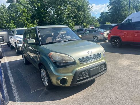 Used 2012 Kia Soul FWD image 4