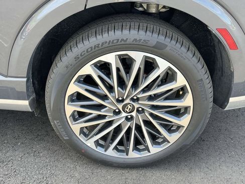 New 2026 Hyundai Palisade Calligraphy FWD image 6