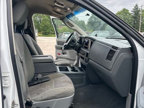 Used 2007 Dodge Ram 1500 Truck SLT image 11