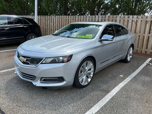 Used 2020 Chevrolet Impala Premier w/ Premier Confidence Package FWD image 3