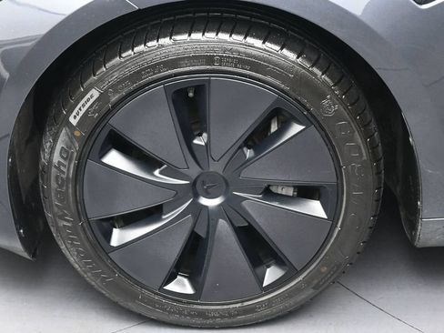Used 2024 Tesla Model 3 Long Range RWD image 35
